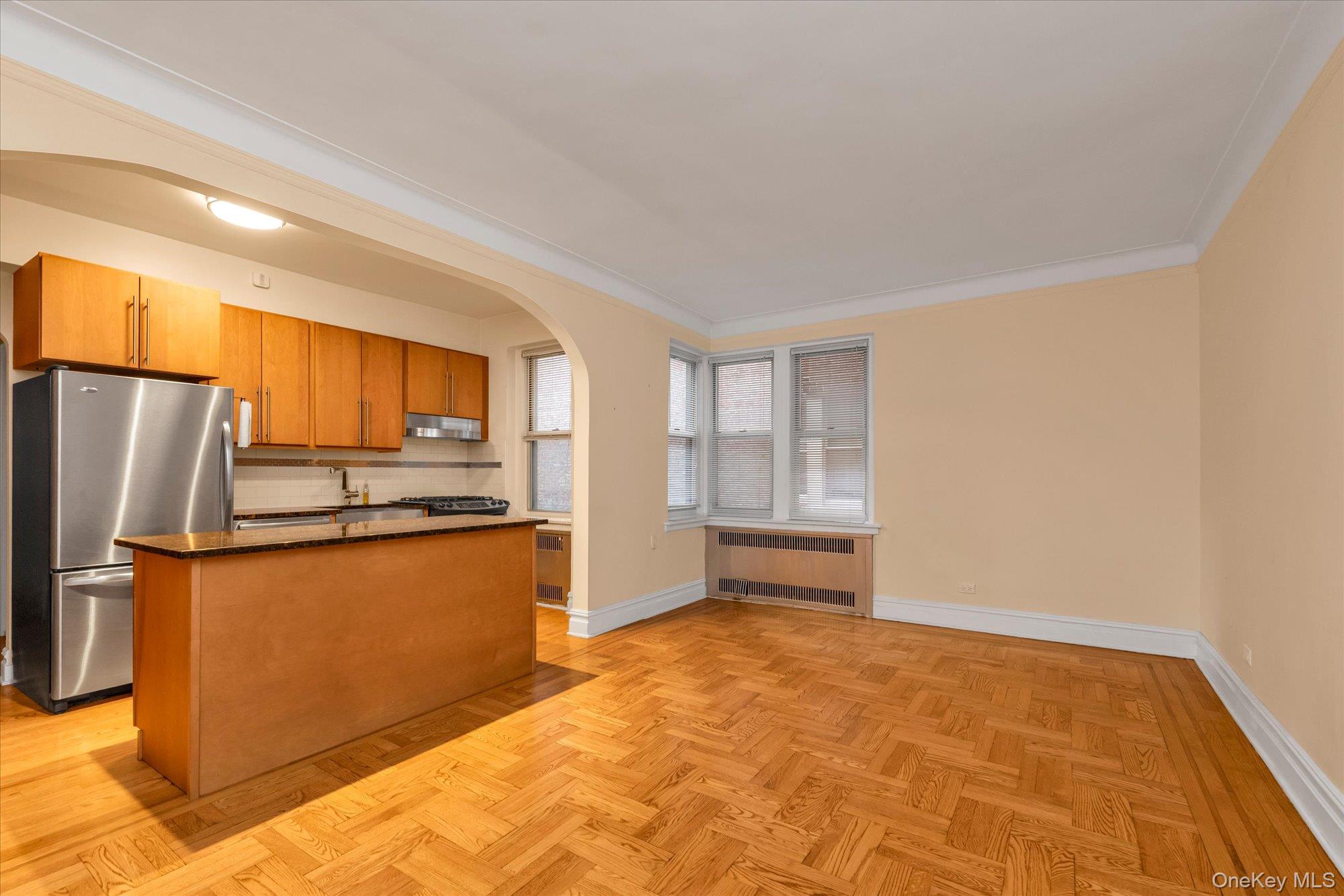 41-20 46 Street 4a Property Photo 6