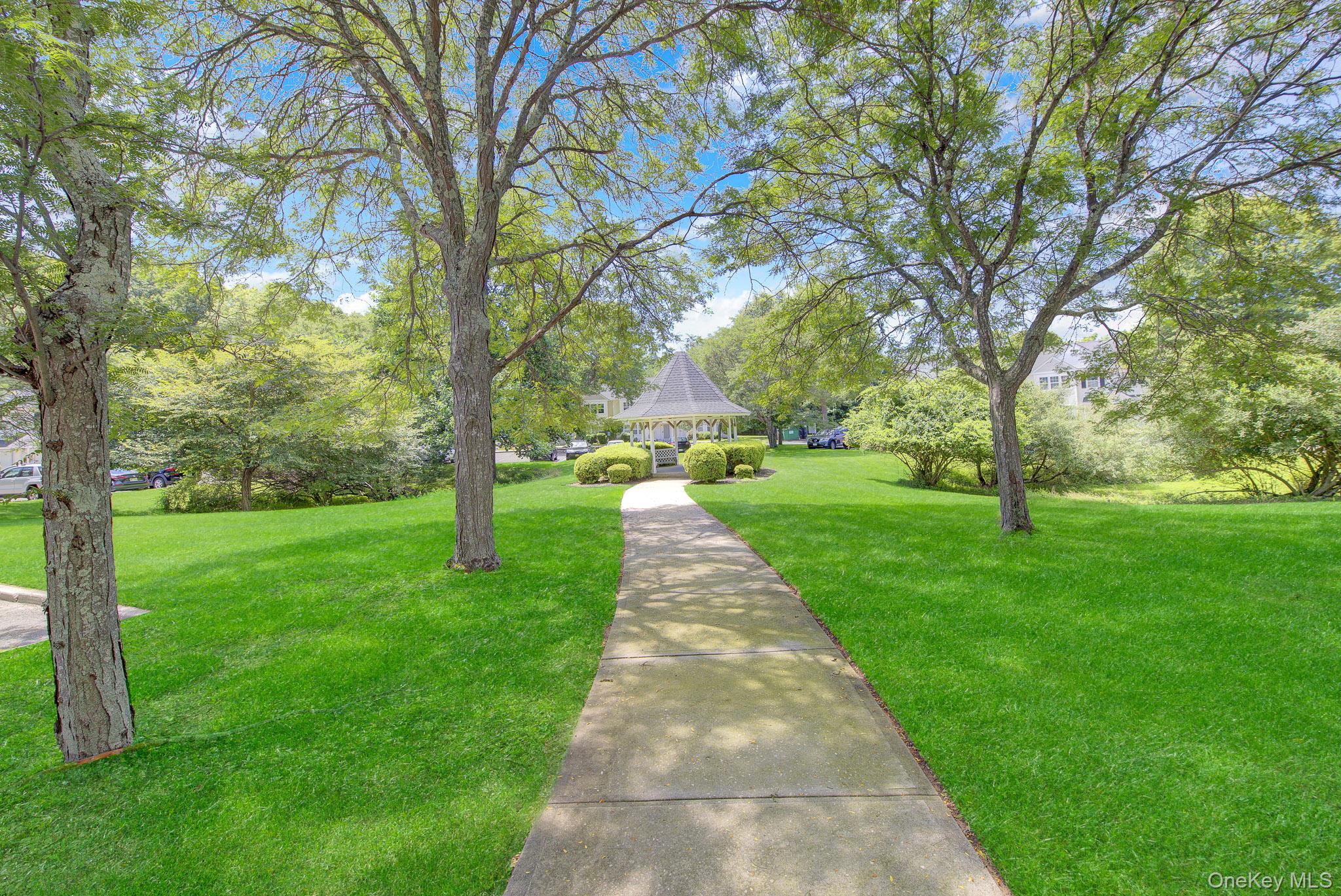 4 Country View Lane Property Photo 18