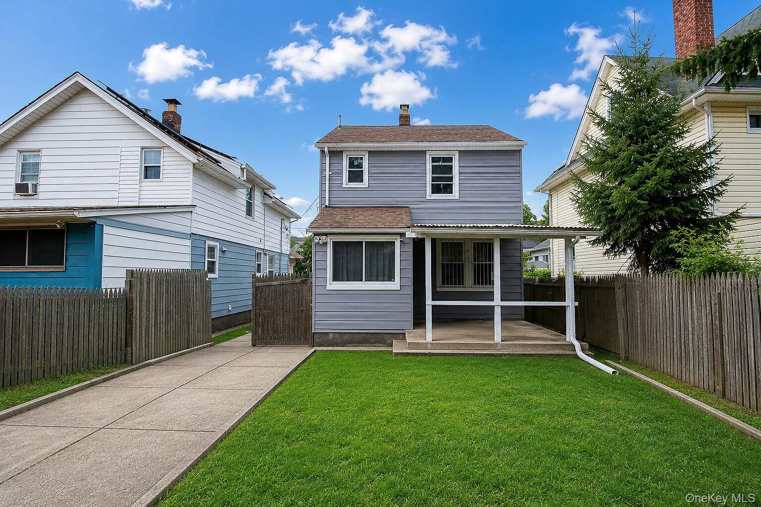 98 Willow Avenue Property Photo 3