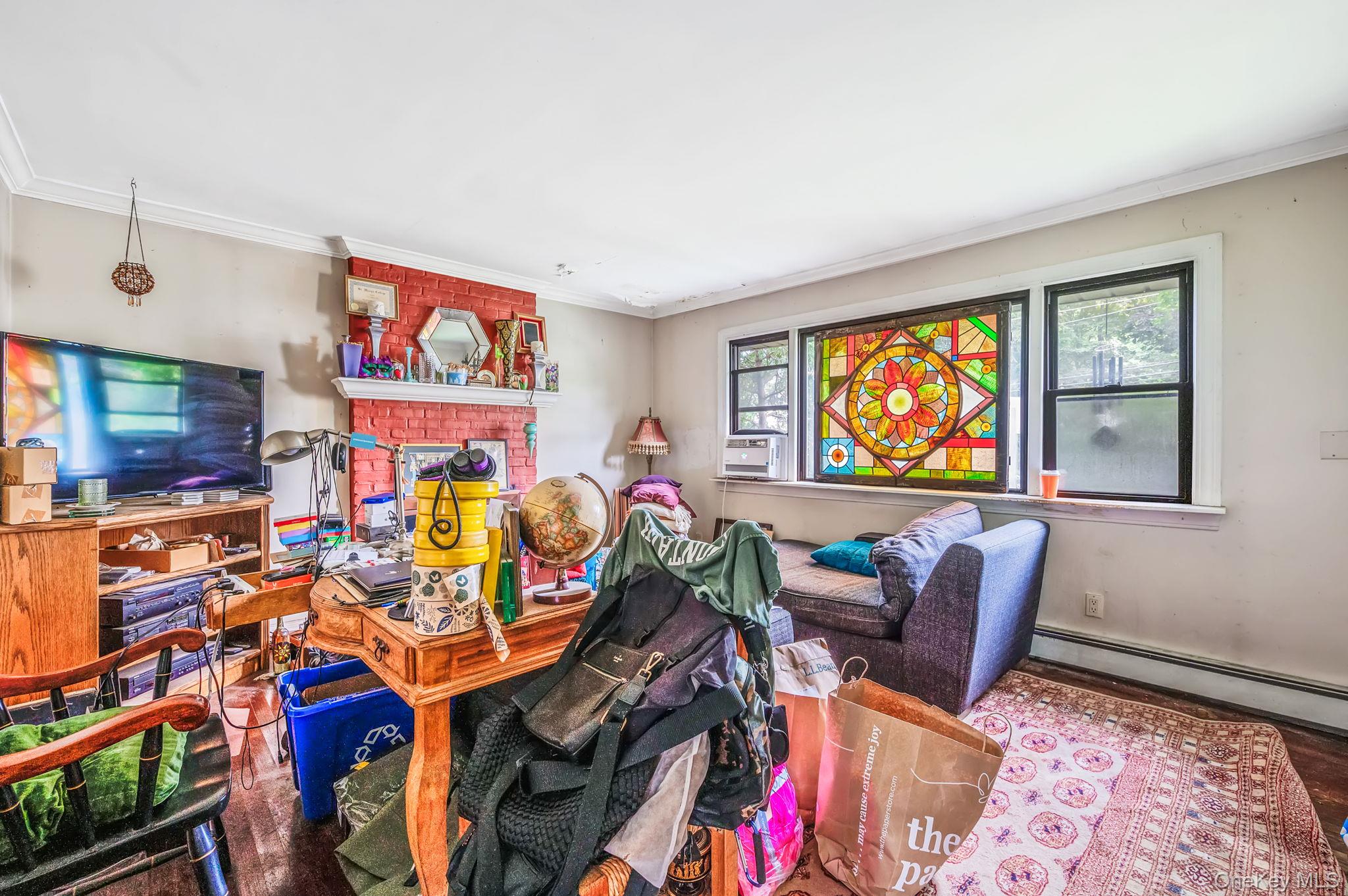 288 Nassau Road Property Photo 7
