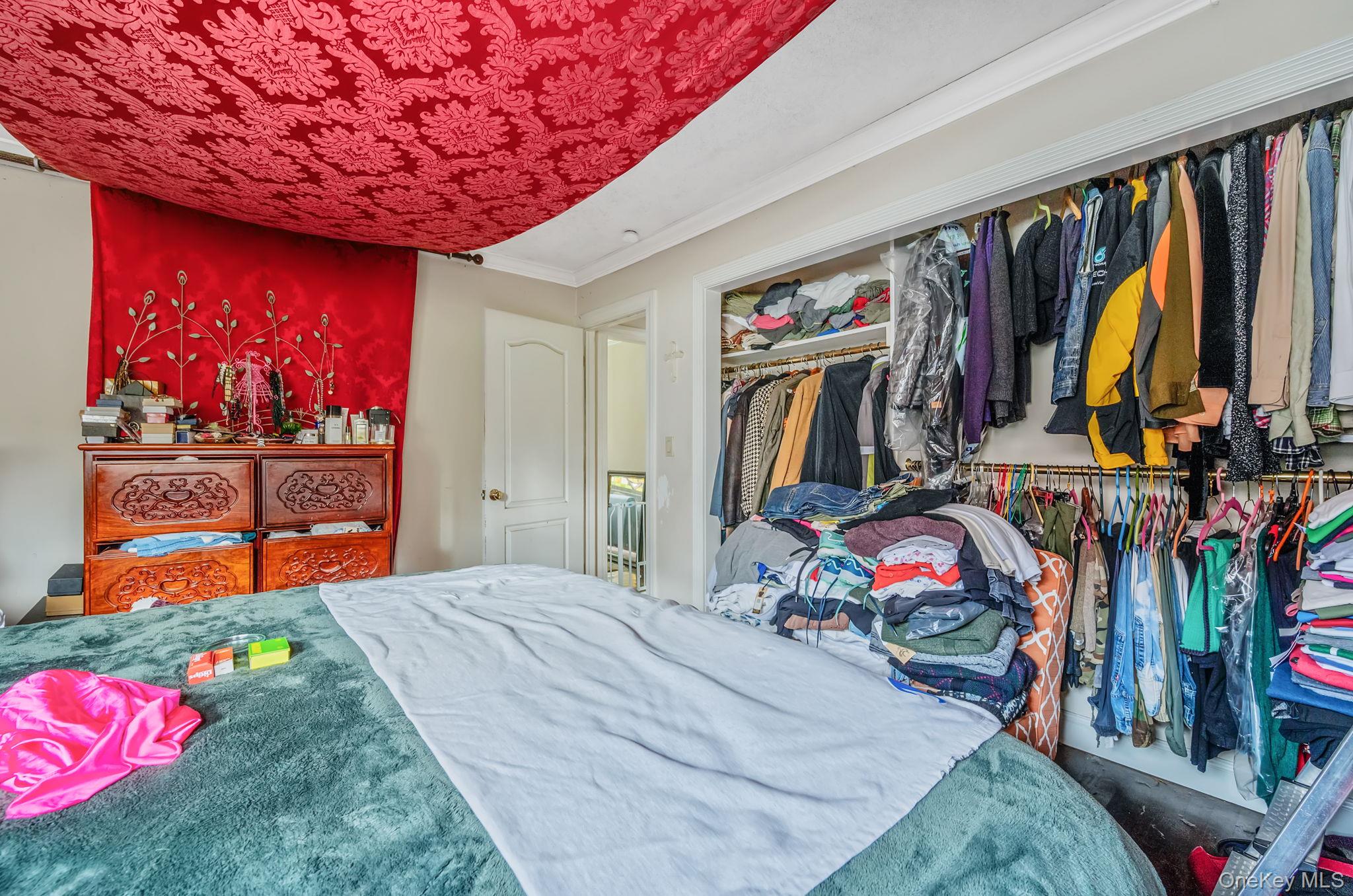 288 Nassau Road Property Photo 13