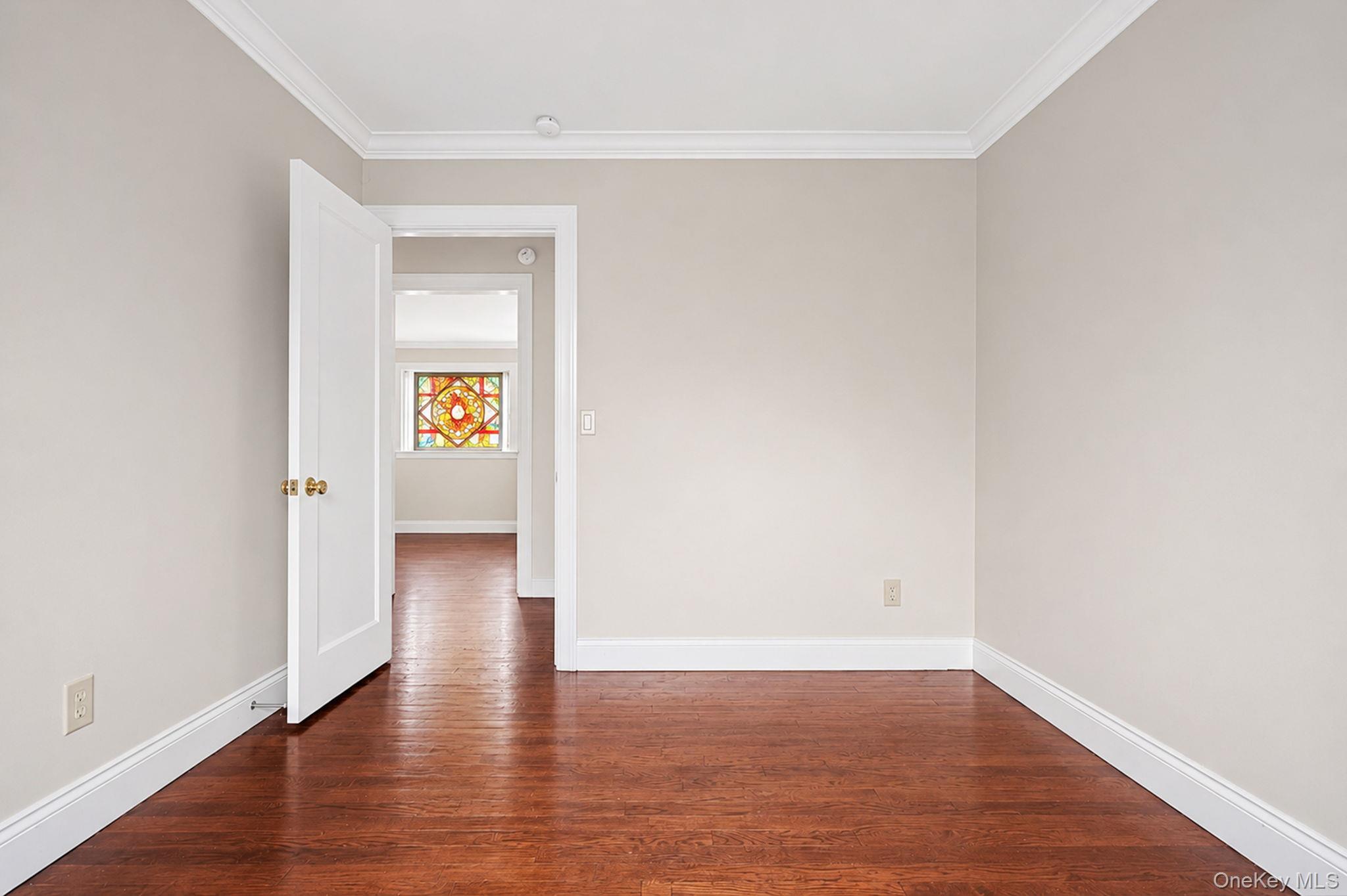 288 Nassau Road Property Photo 15