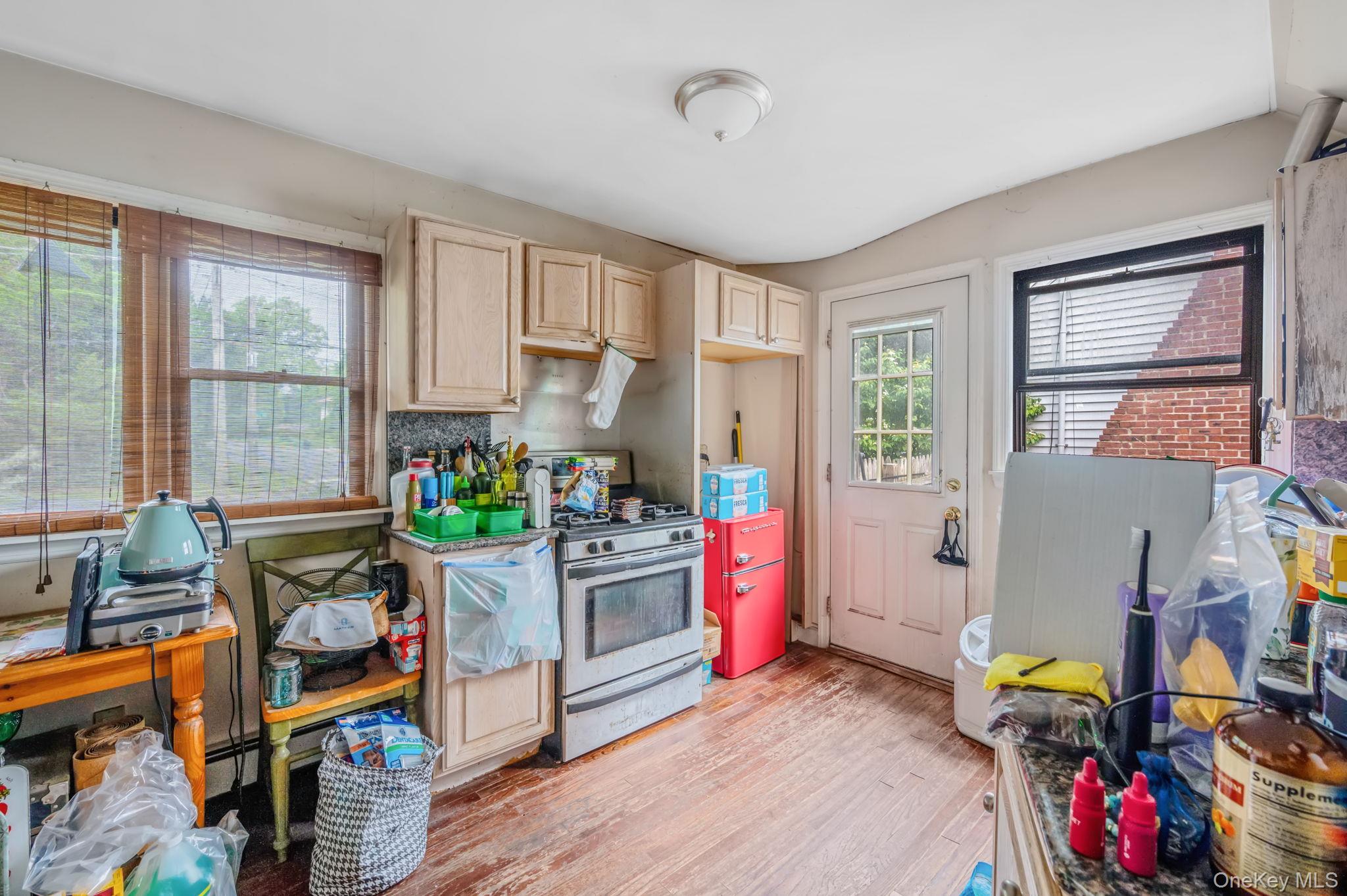 288 Nassau Road Property Photo 23