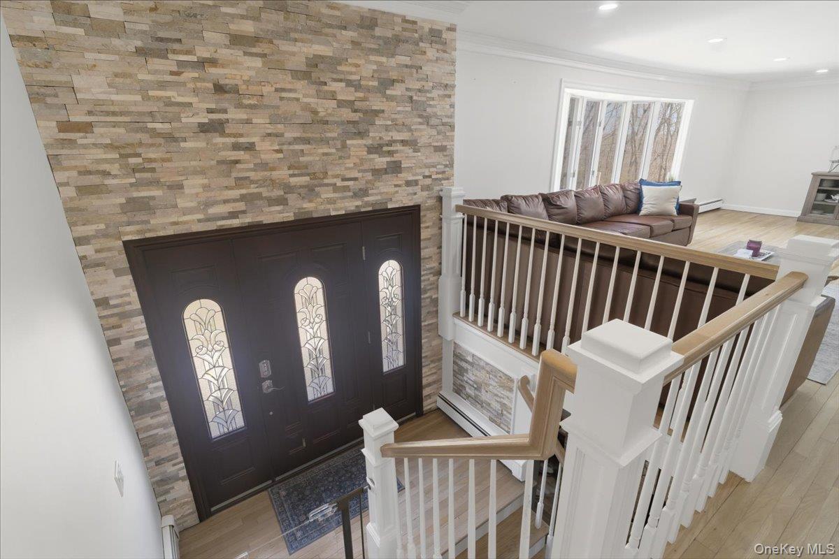 263 Oyster Bay Road Property Photo 7