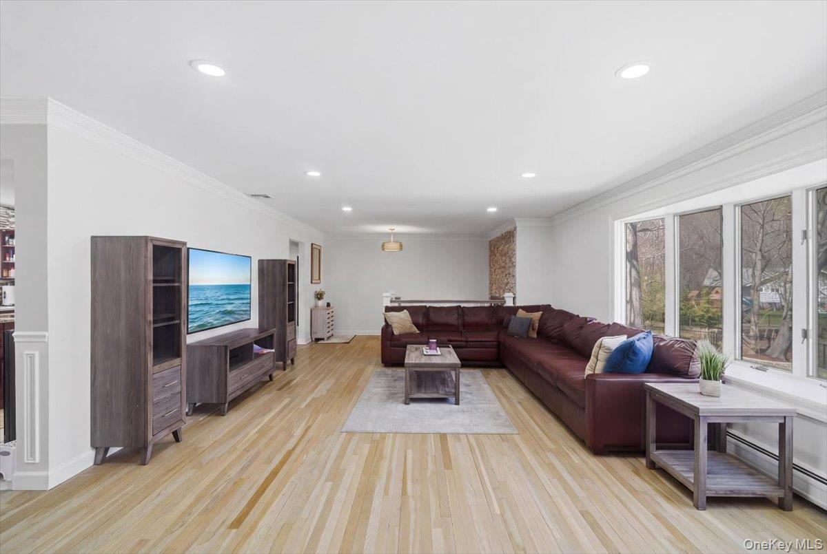 263 Oyster Bay Road Property Photo 8