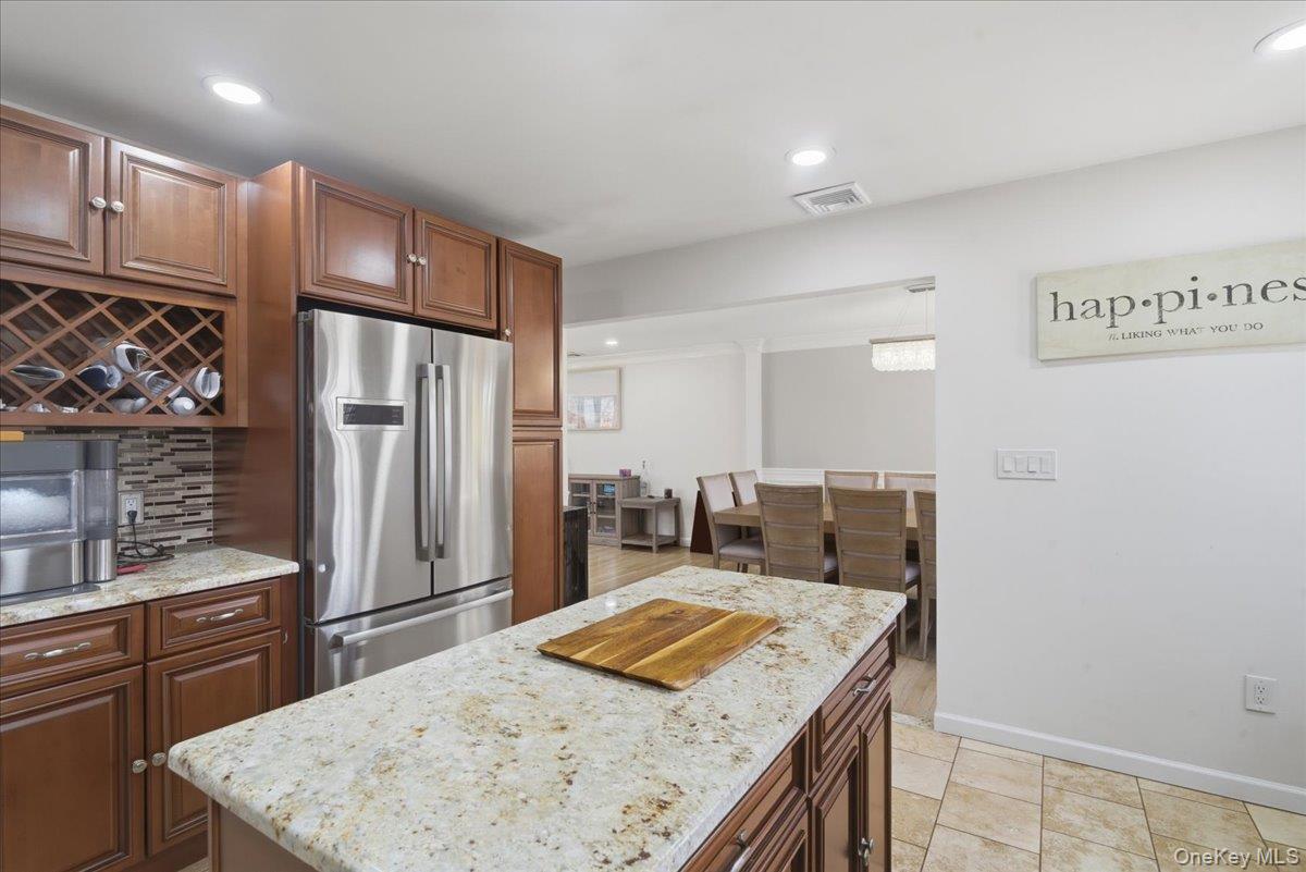 263 Oyster Bay Road Property Photo 13