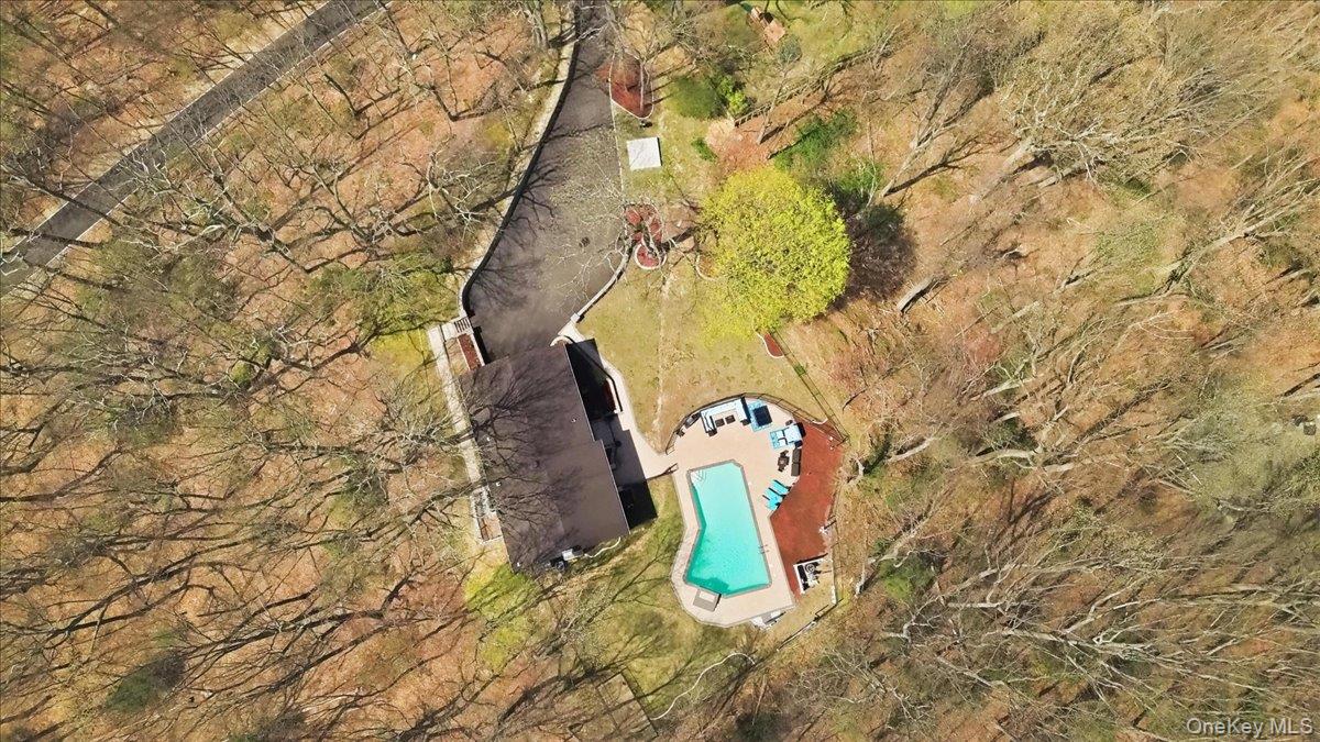 263 Oyster Bay Road Property Photo 32