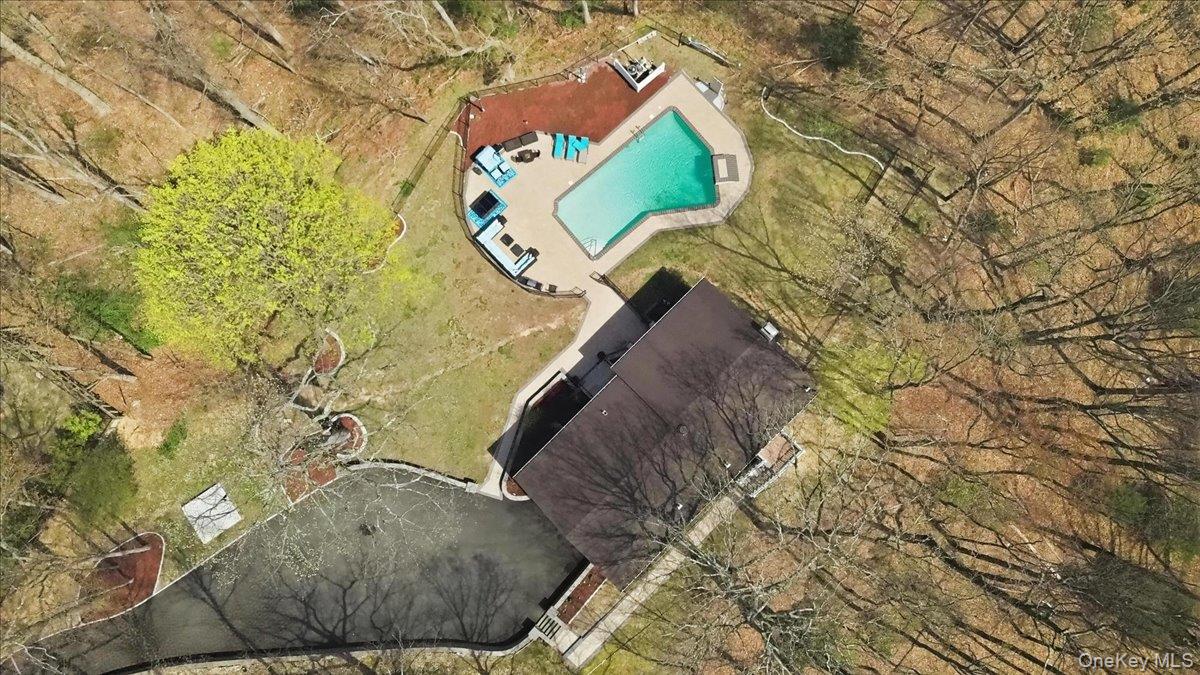 263 Oyster Bay Road Property Photo 34