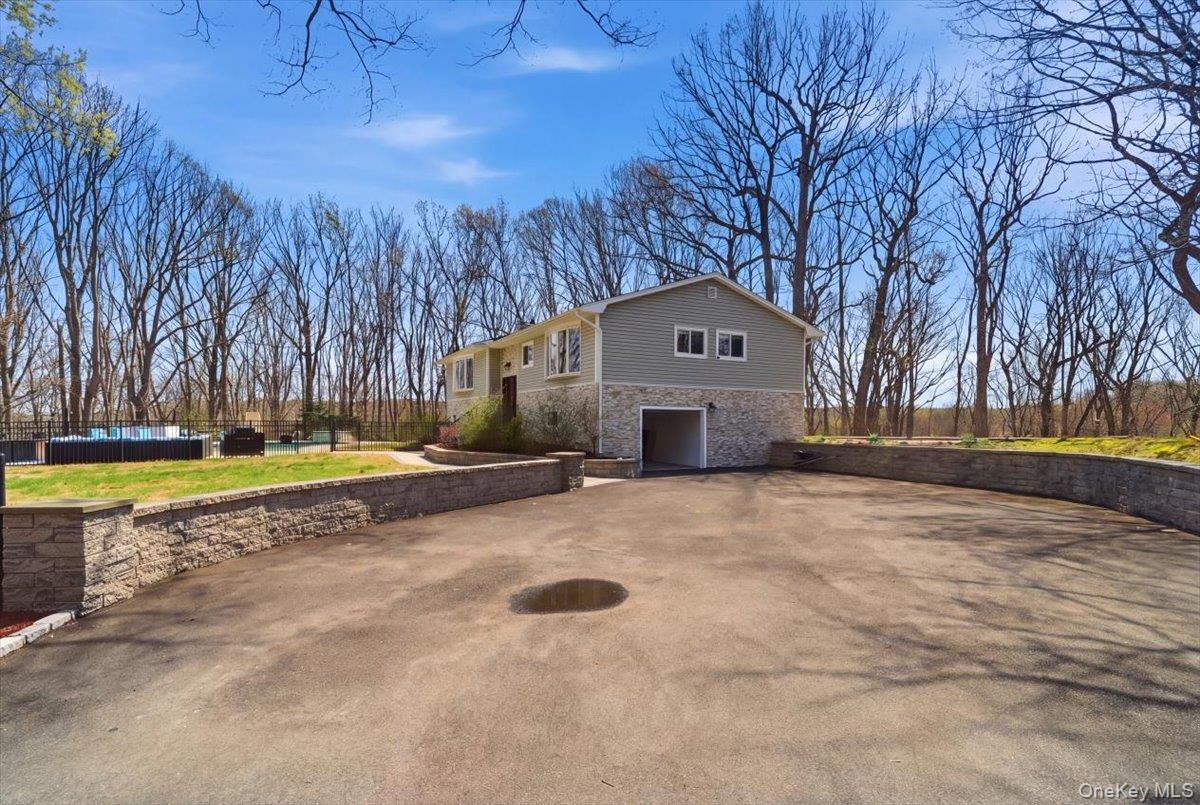 263 Oyster Bay Road Property Photo 35