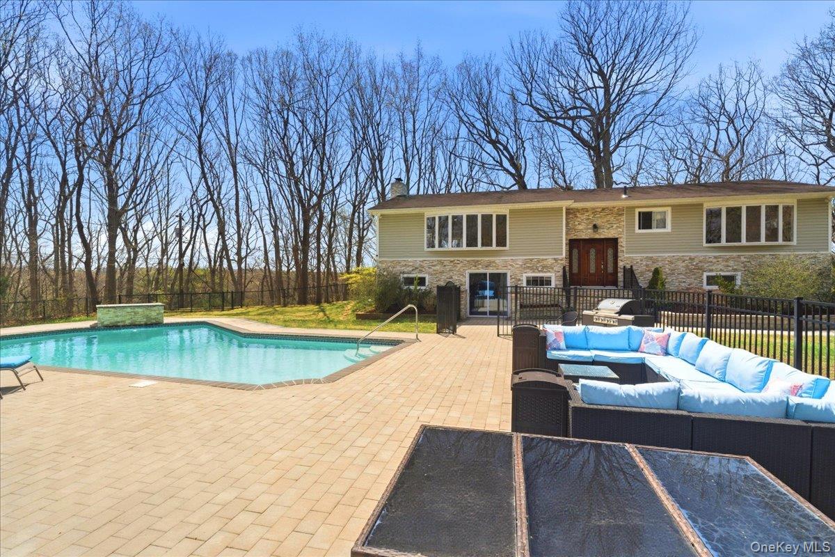 263 Oyster Bay Road Property Photo 39