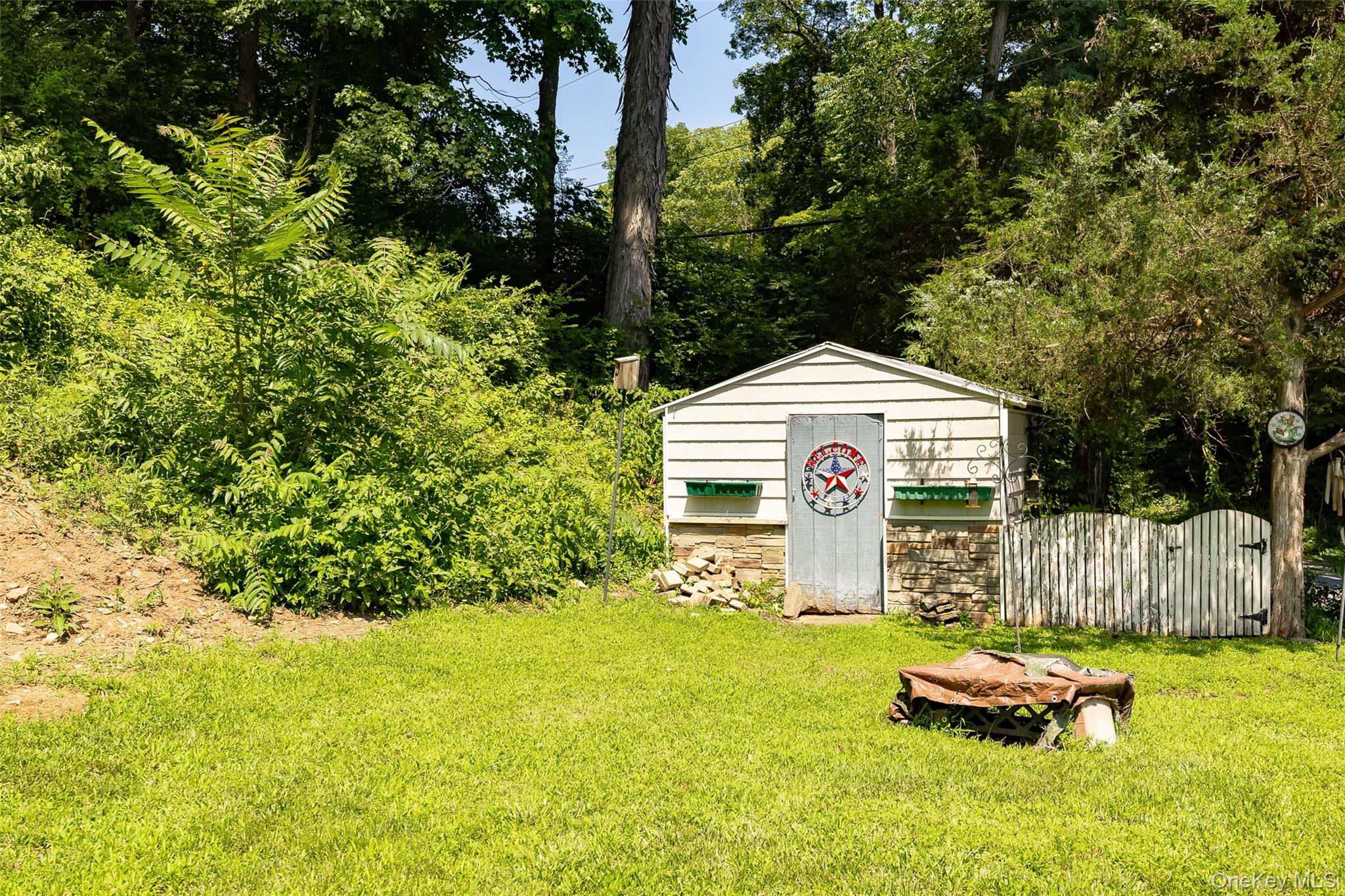 667 Traver Road Property Photo 23