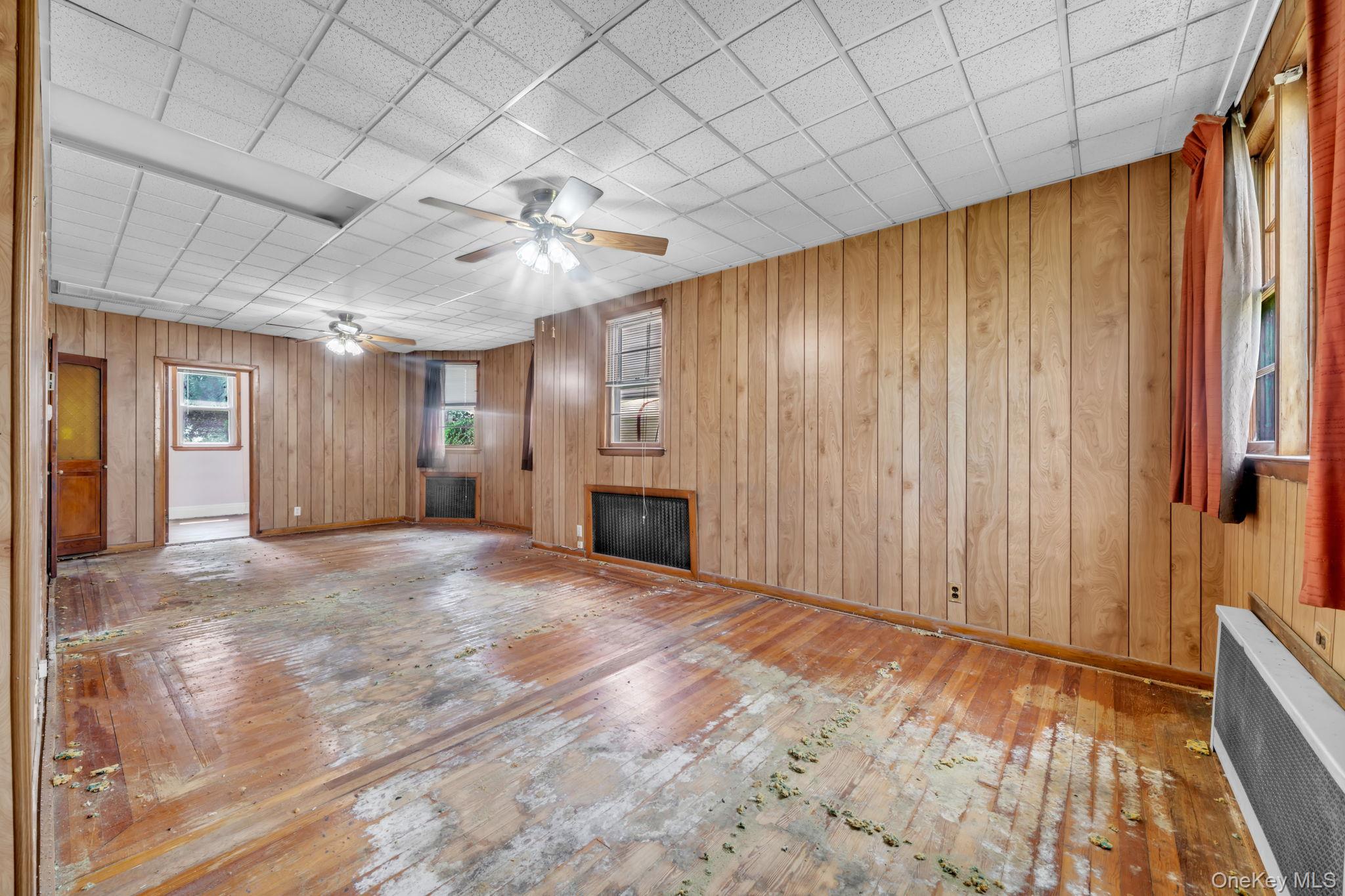 1073 Concord Street Property Photo 9