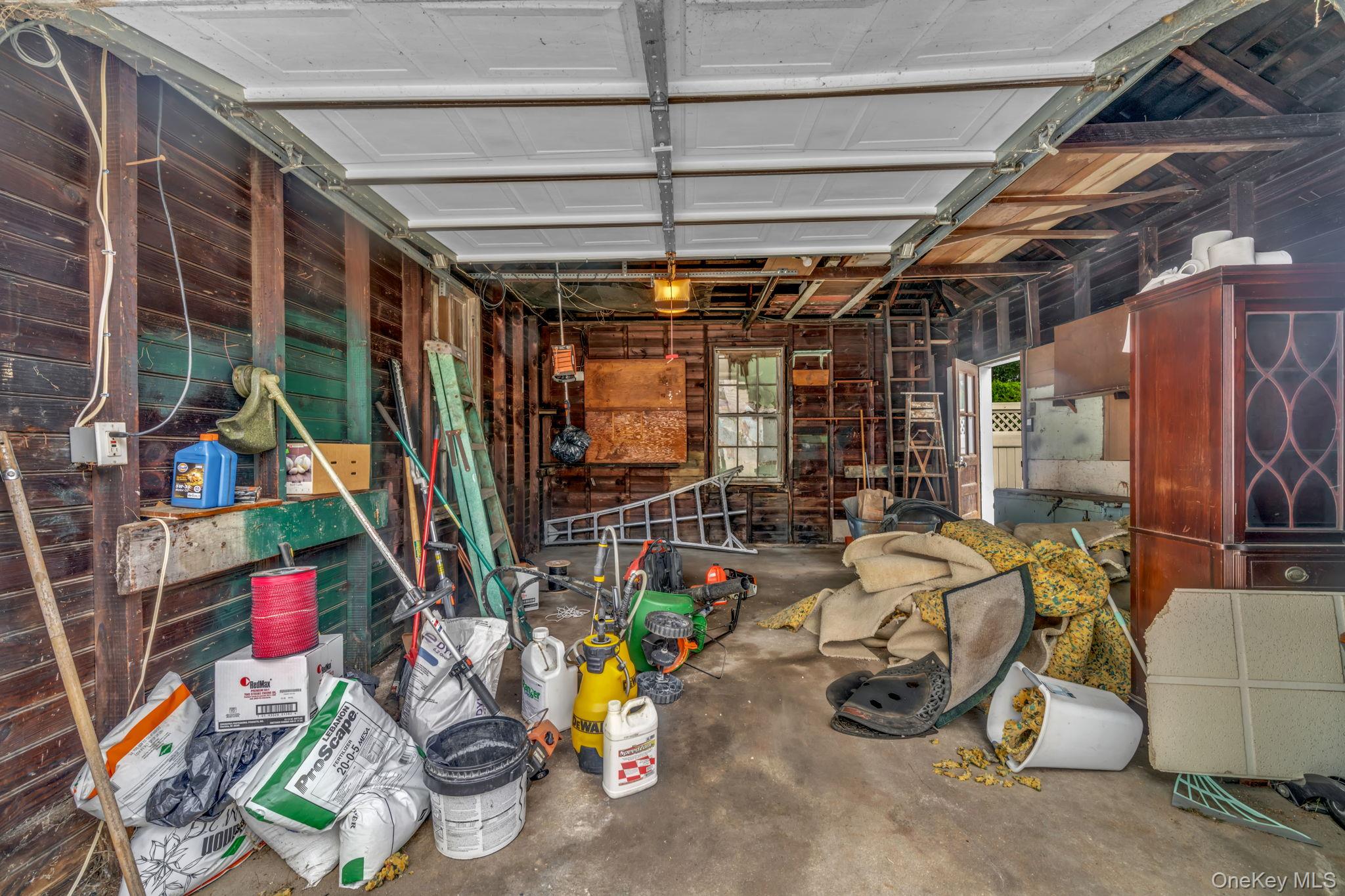 1073 Concord Street Property Photo 15