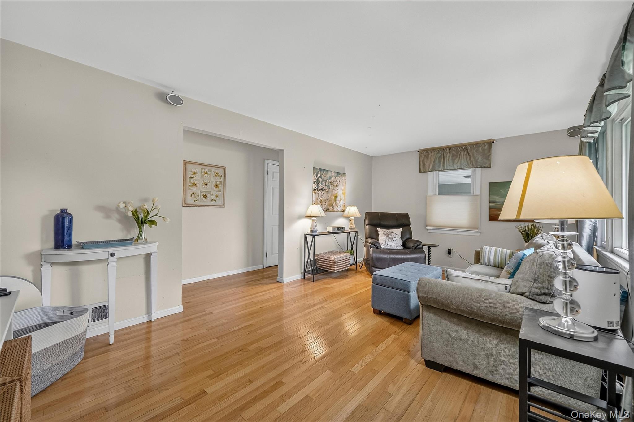 11 Lorraine Court Property Photo 5