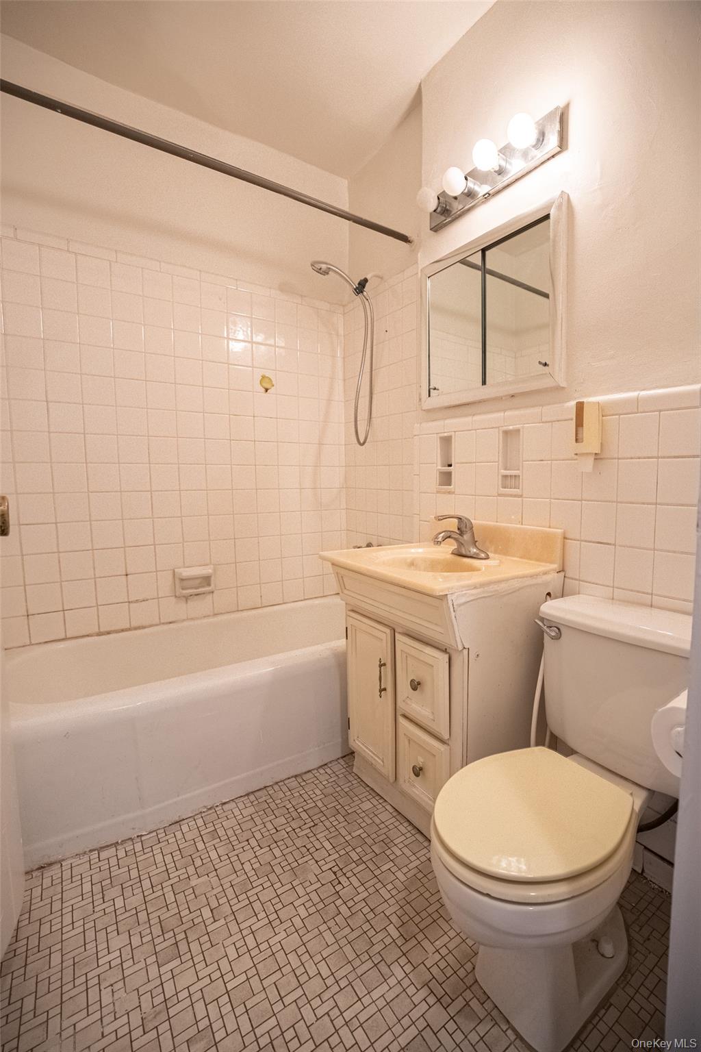 144-30 Sanford Avenue 2n Property Photo 12