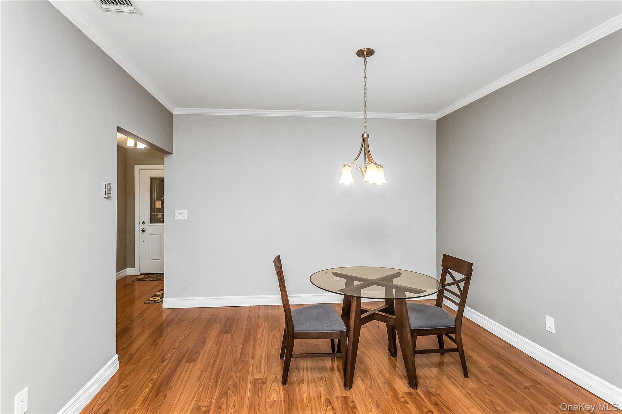 8 Chippendale Drive Property Photo 9
