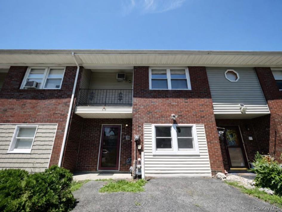 82 Vails Gate Heights Drive Property Photo 1