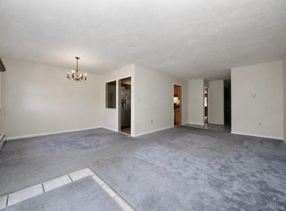 82 Vails Gate Heights Drive Property Photo 8