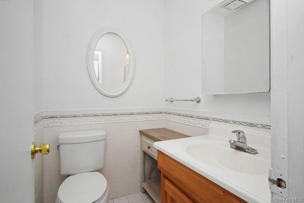 969 Sierra Vista Lane Property Photo 23