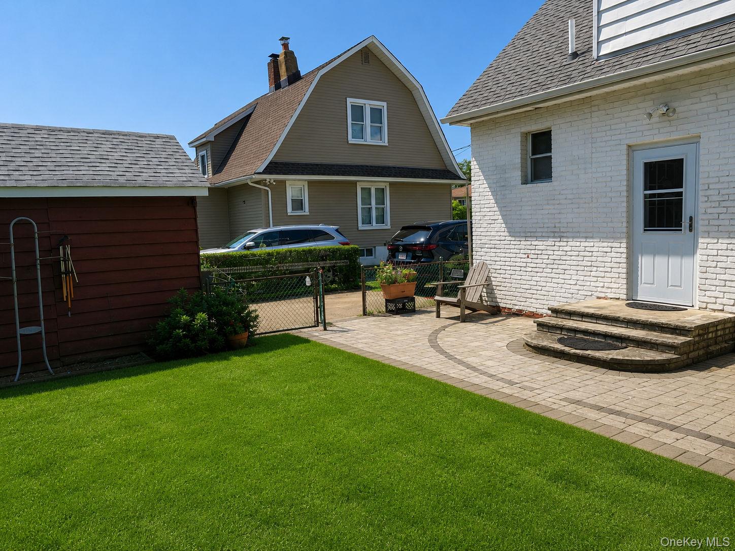 159 Saint Marks Avenue Property Photo 3