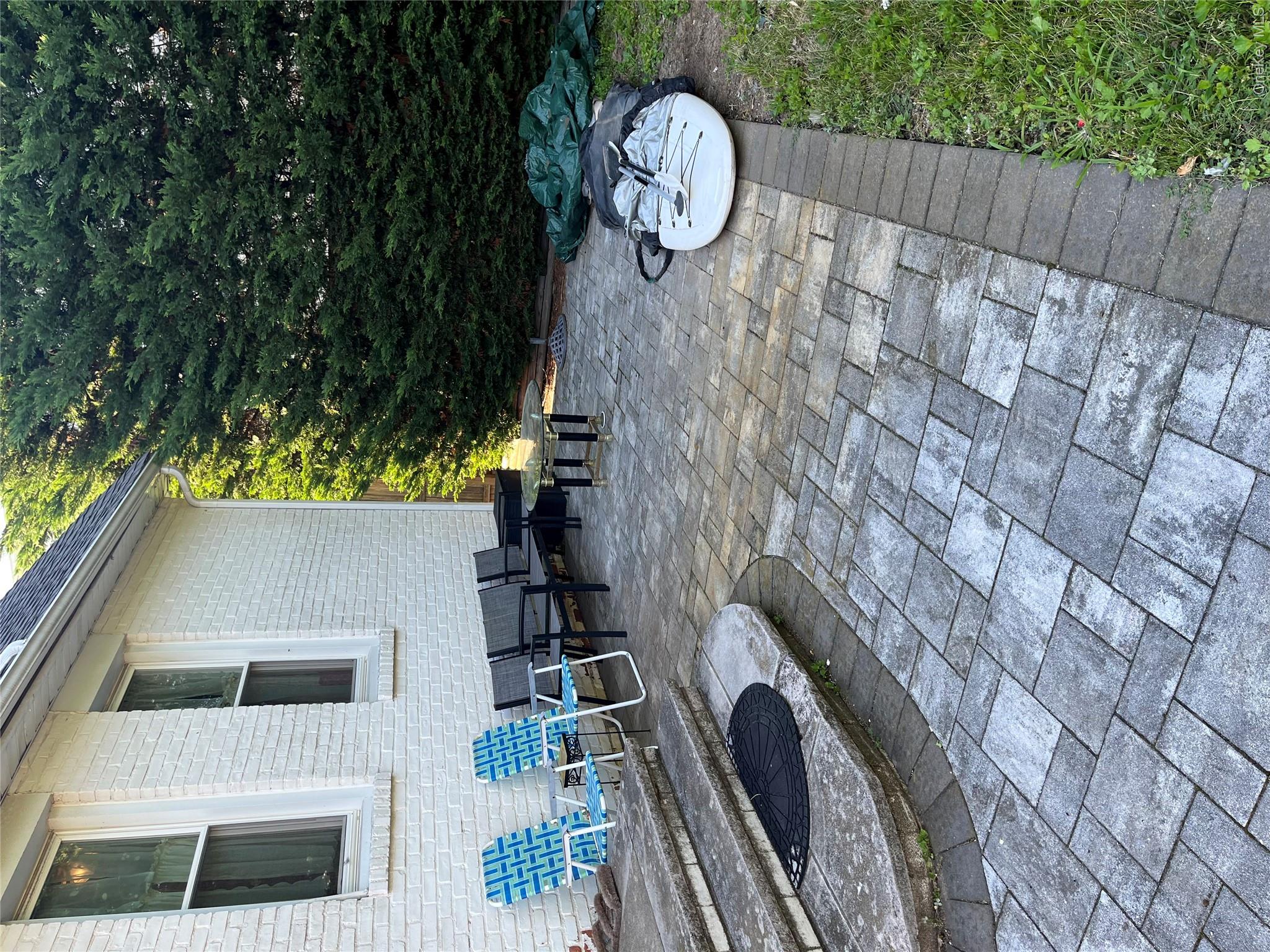 159 Saint Marks Avenue Property Photo 4