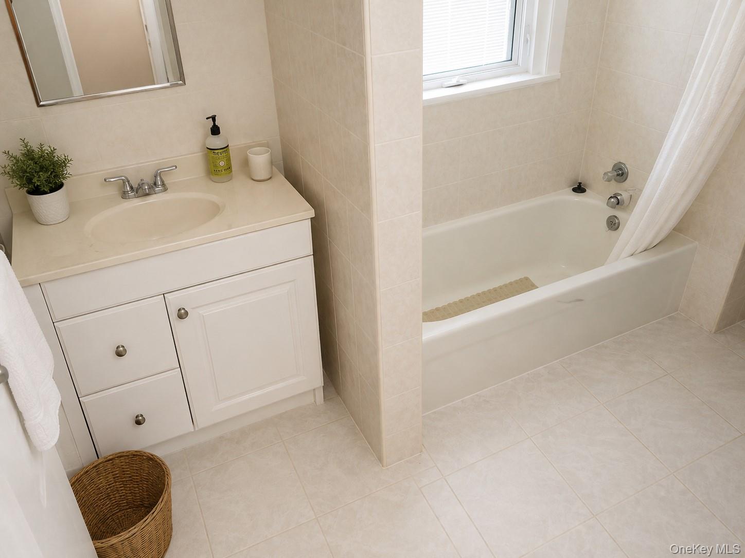 159 Saint Marks Avenue Property Photo 7