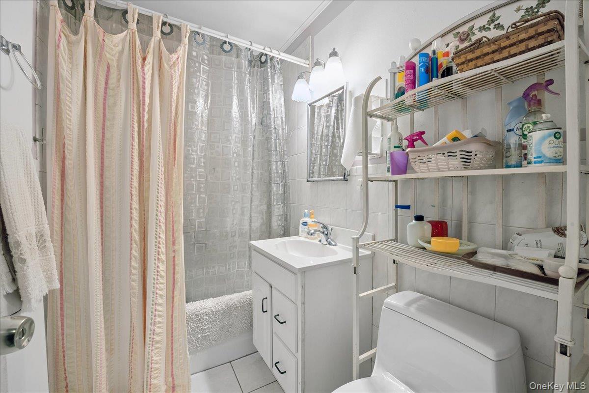 275 Old Tarrytown Road Property Photo 8