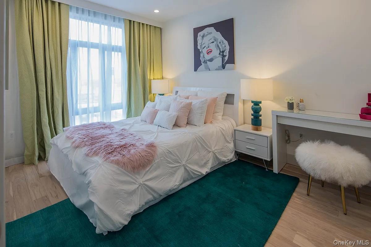 14126 Northern Boulevard 4d Property Photo 3