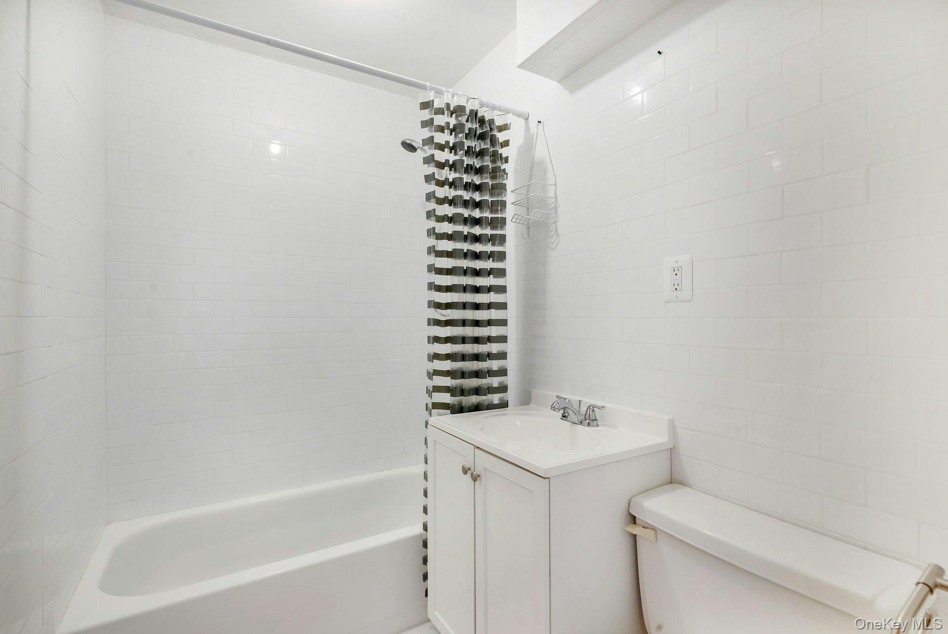 2820 Shipyard Lane 1b2 Property Photo 23