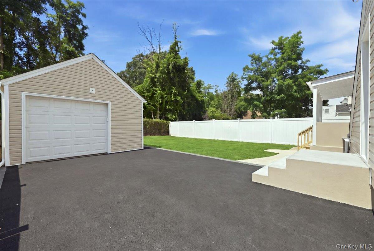 26 Parkside Road Property Photo 32