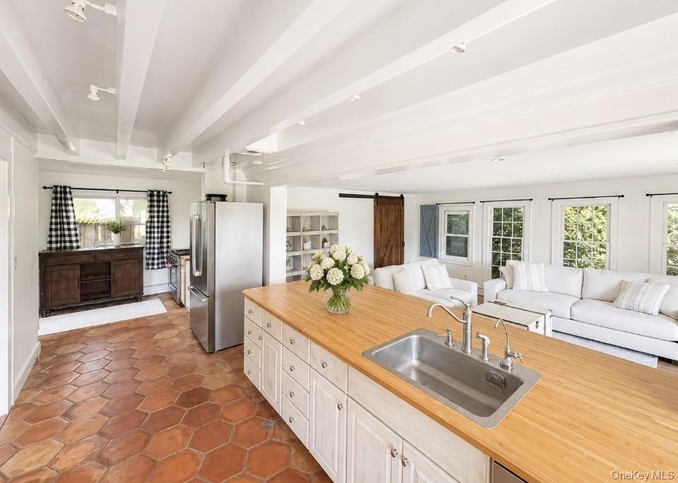 278 Fire Island Avenue Property Photo 8