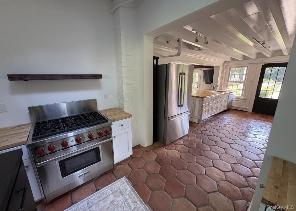 278 Fire Island Avenue Property Photo 10