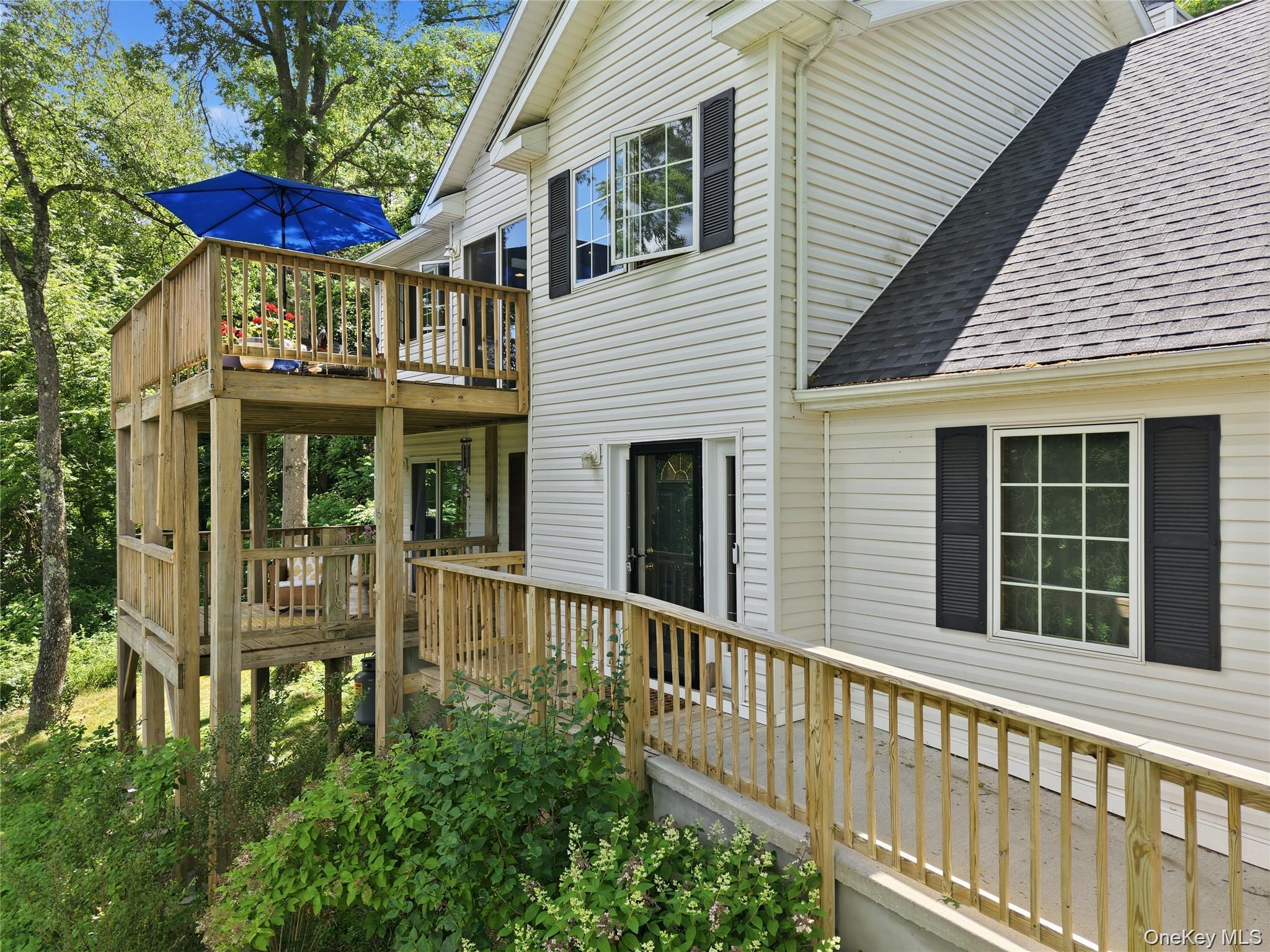 15 Meadow Drive Property Photo 2