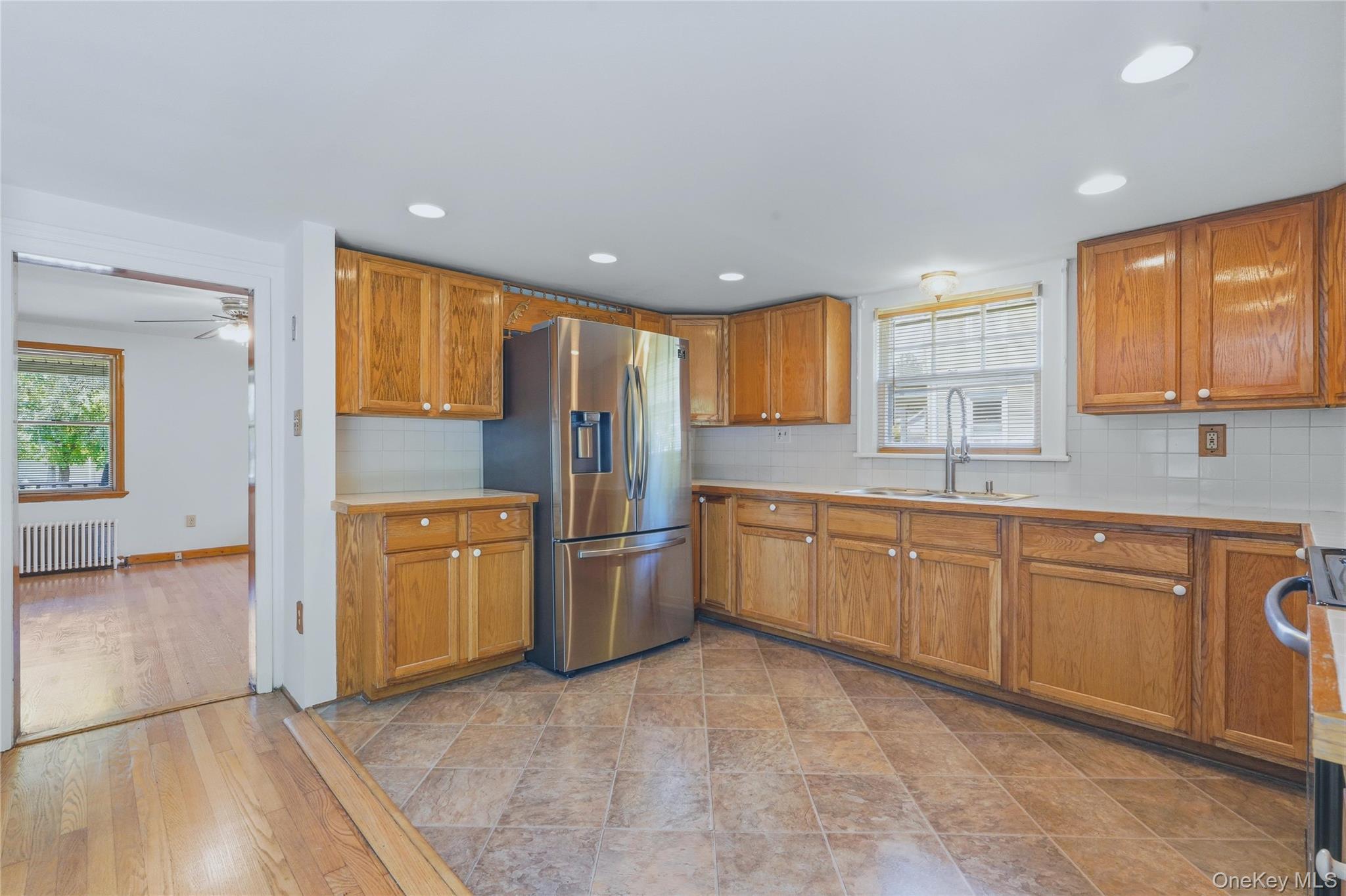 9 Maple Street Property Photo 11