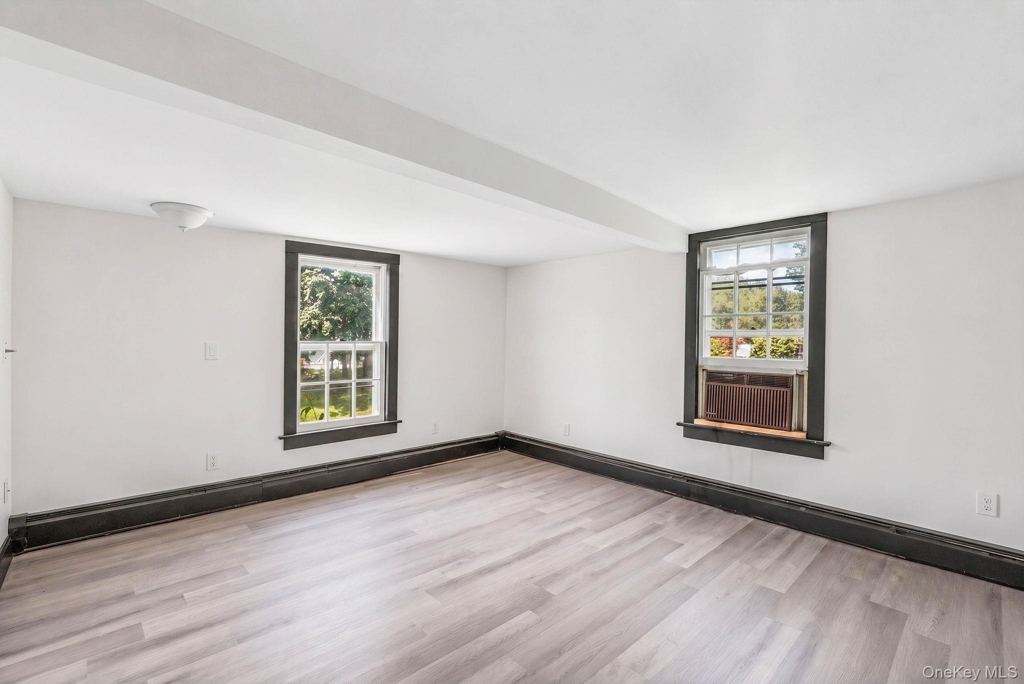 180 Quaker Street Property Photo 22