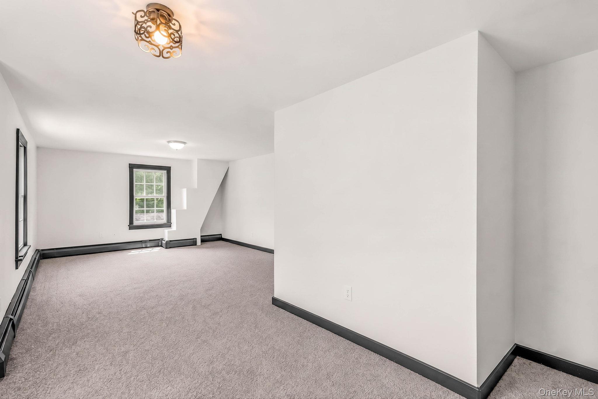 180 Quaker Street Property Photo 26