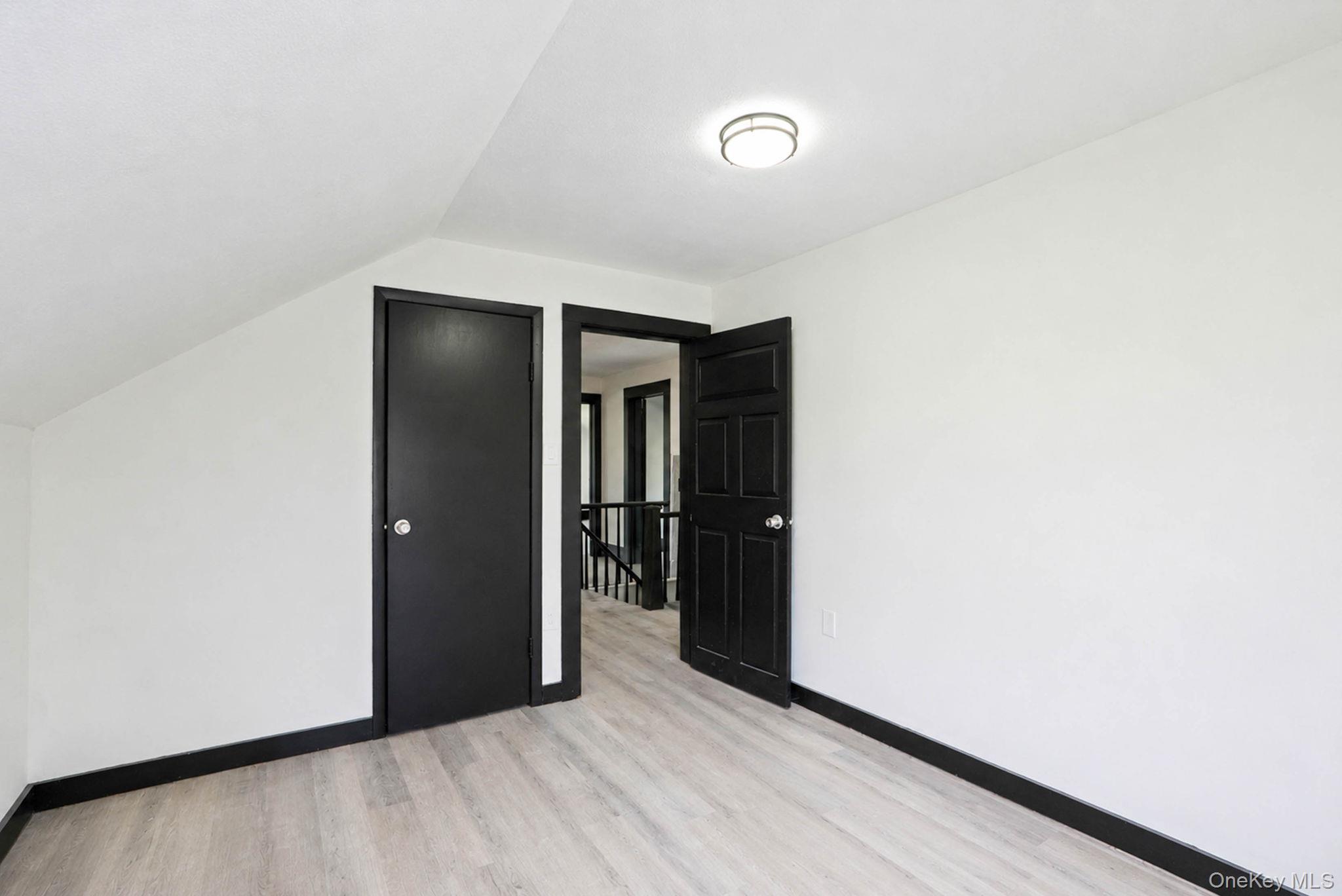 180 Quaker Street Property Photo 36