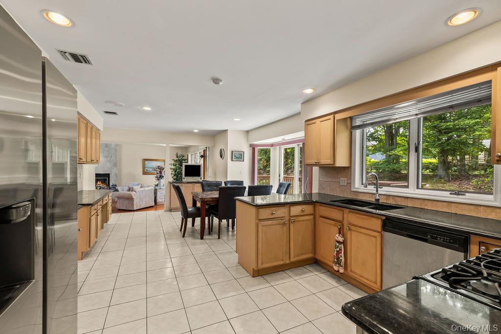 10 Ash Court Property Photo 13