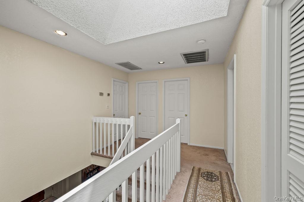 10 Ash Court Property Photo 18