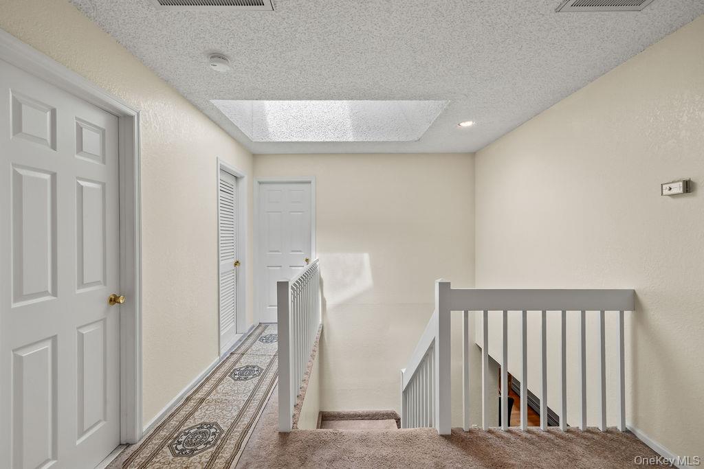 10 Ash Court Property Photo 19