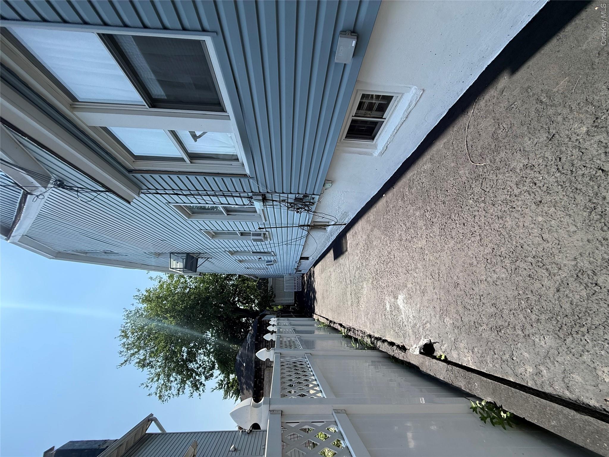 10980 141st Street Property Photo 2