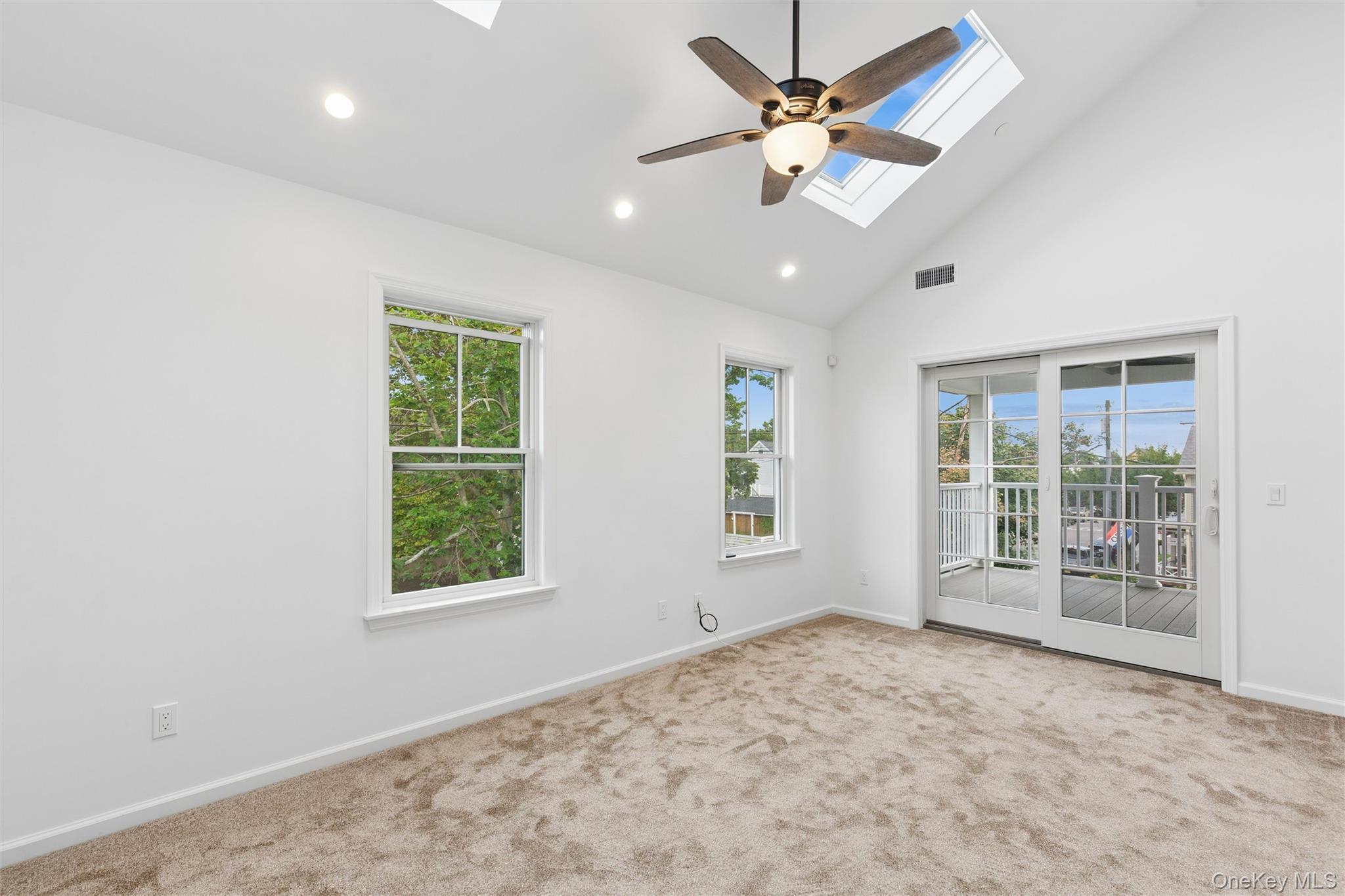 413 1st Street Property Photo 6