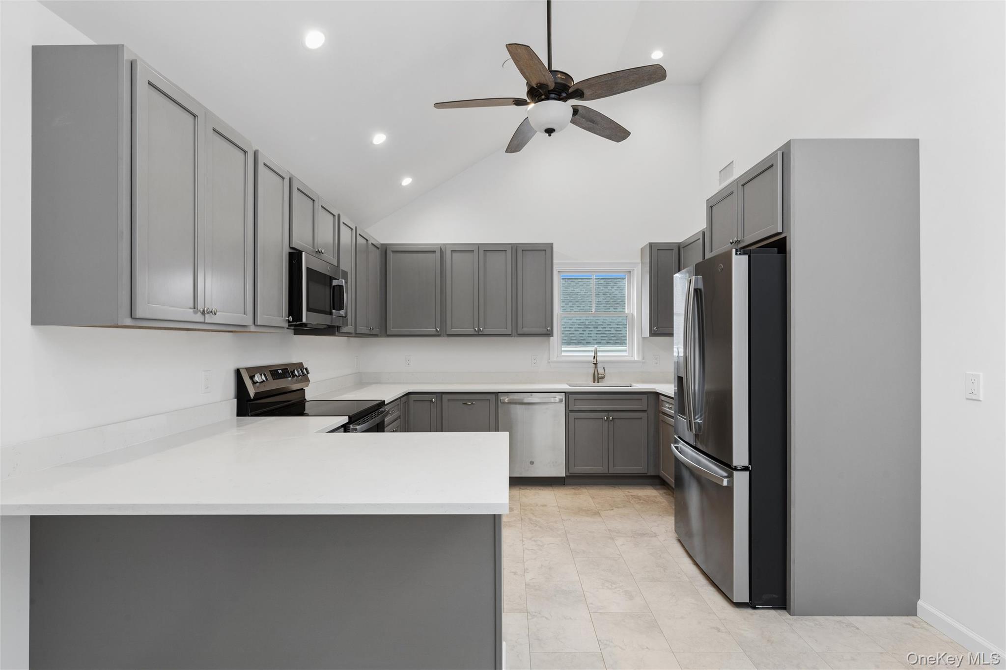 413 1st Street Property Photo 10