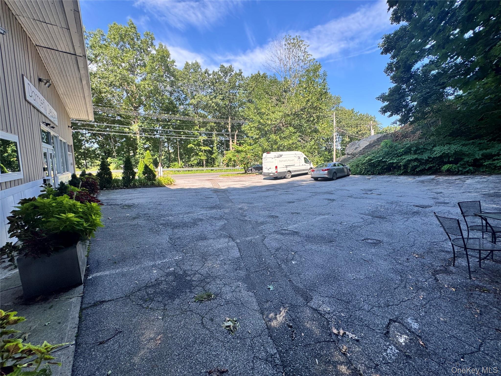 50 Virginia Road Property Photo 6