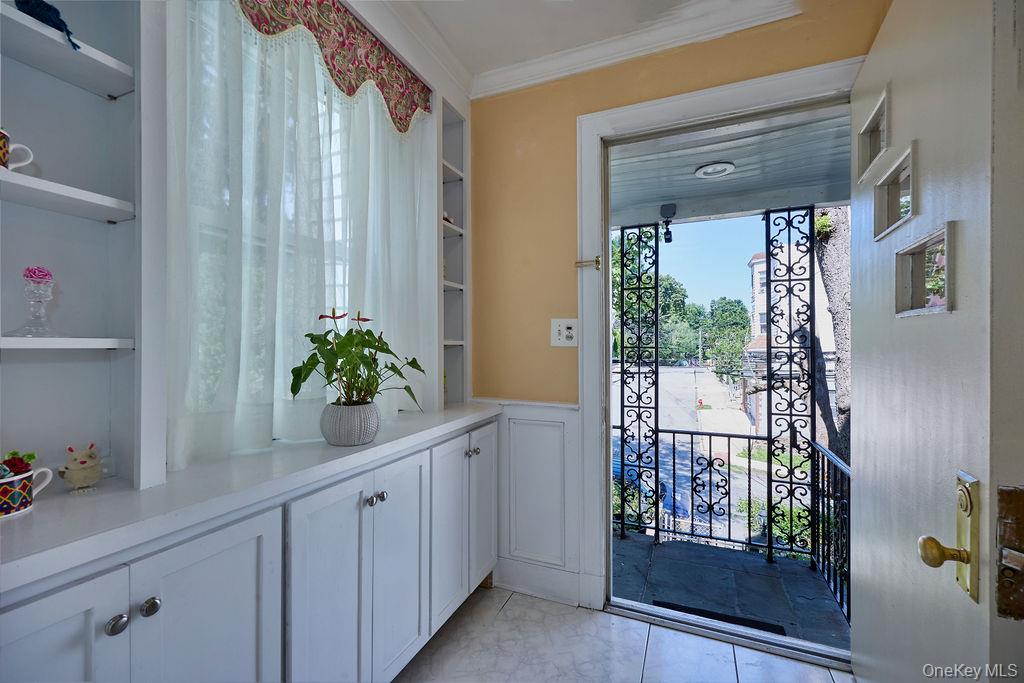 404 Prescott Street Property Photo 6