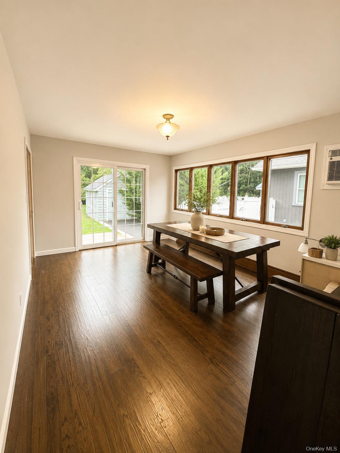 2100 Hillside Avenue Property Photo 4