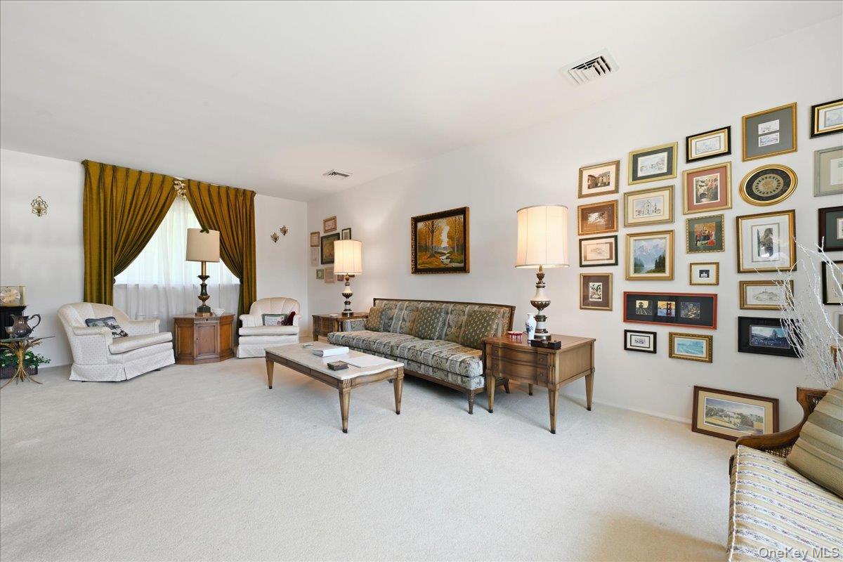 1981 Lenox Avenue Property Photo 12