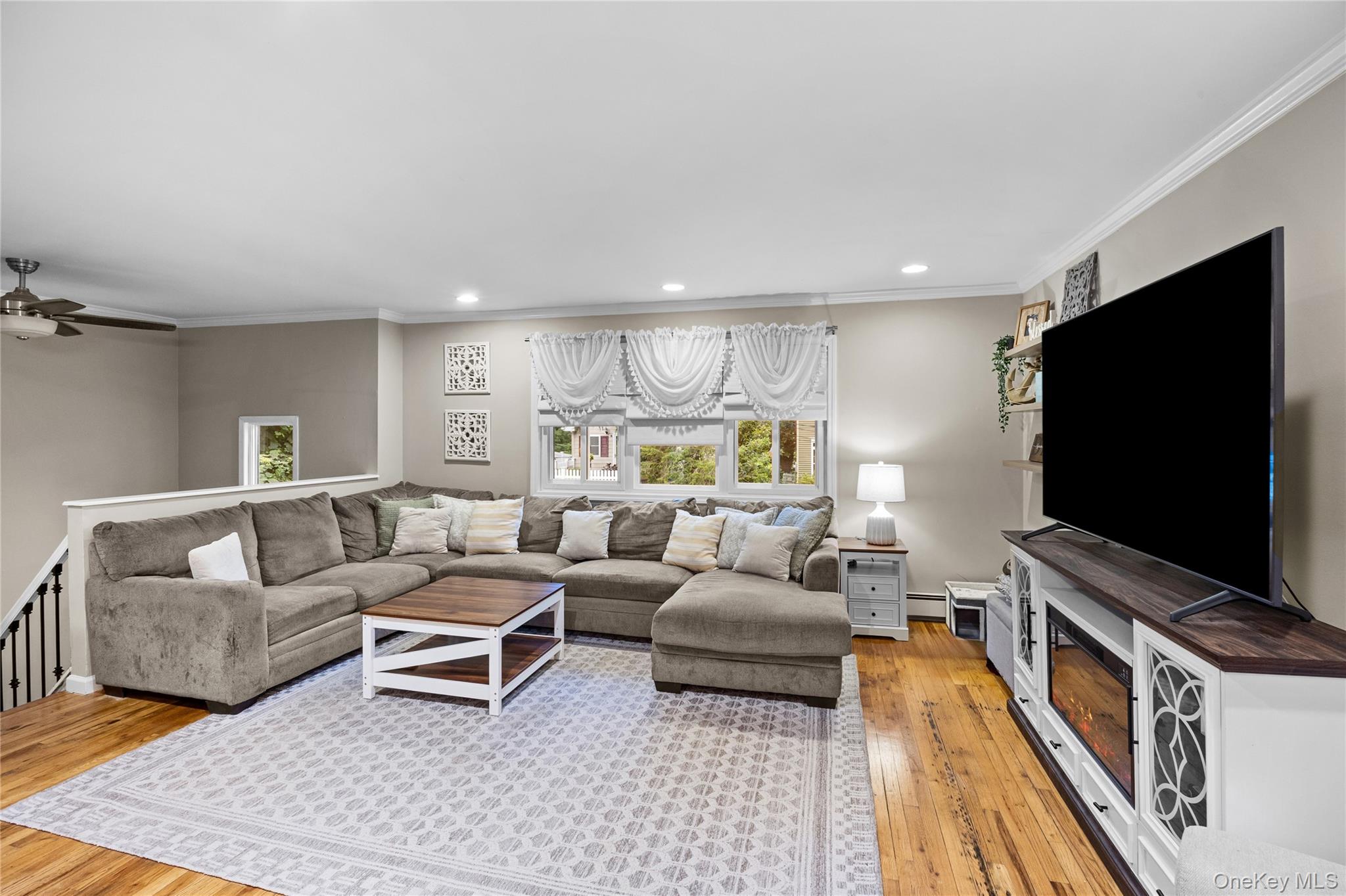 33 Manhasset Road Property Photo 3