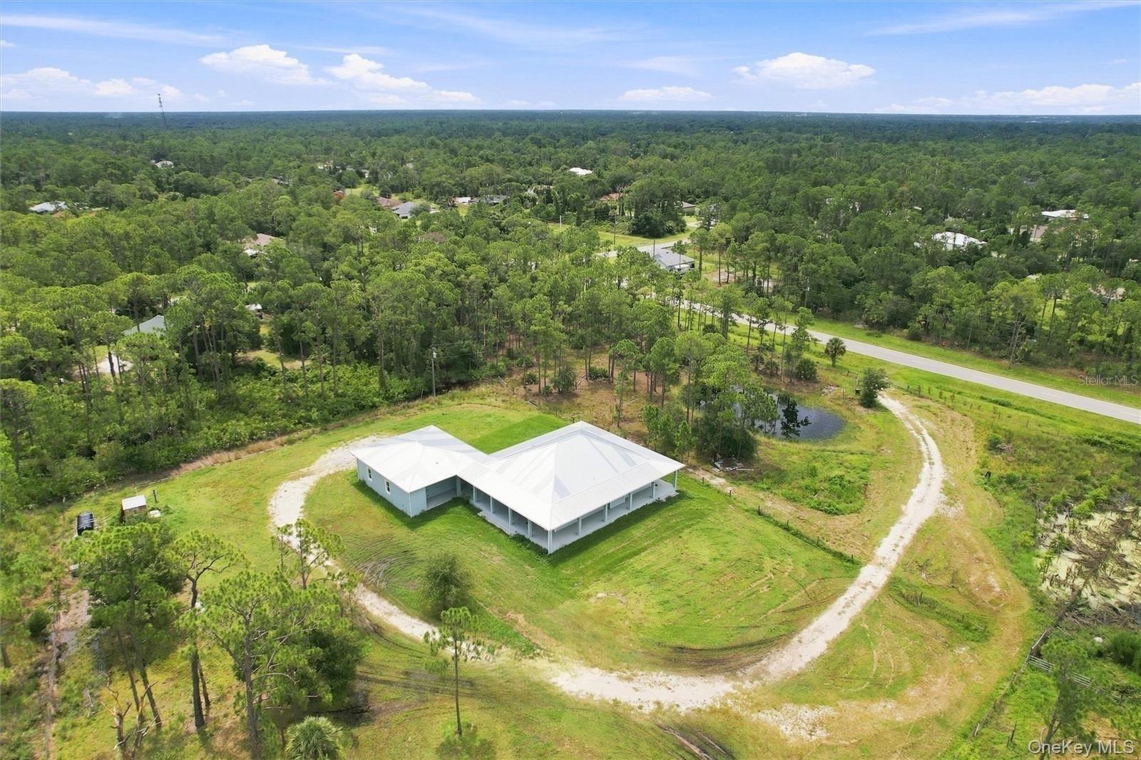 8146 Tropicaire Property Photo 34