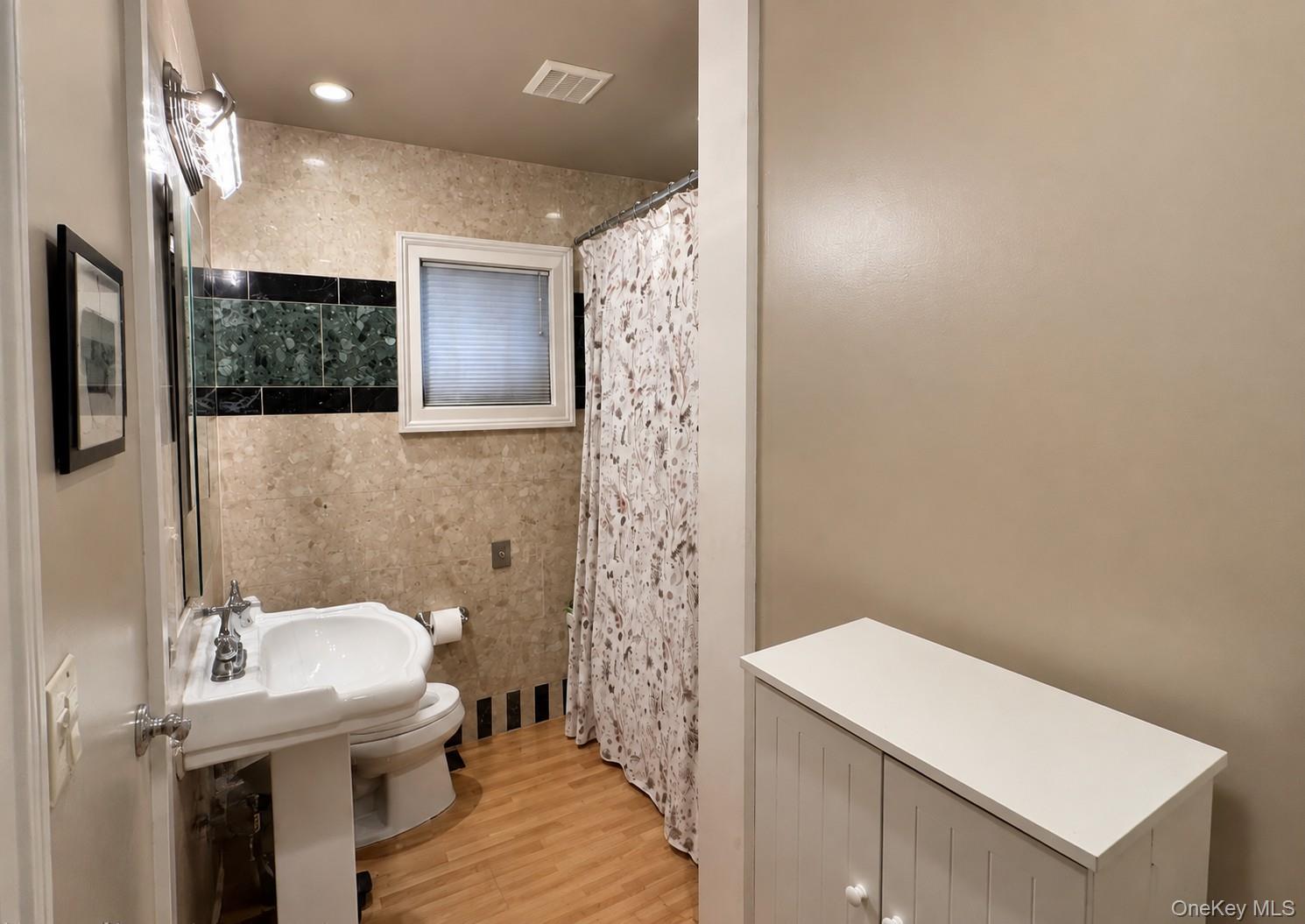 15 Esopus Avenue Property Photo 13